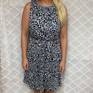 Ann Taylor LOFT Med Dress Criss-Cross Back Grey Wh